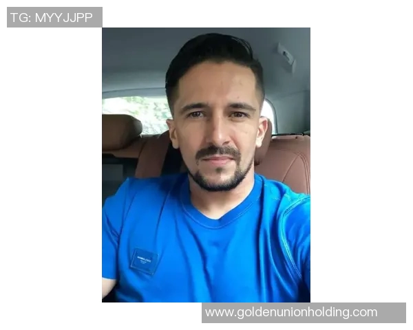 足球明星换发型大变身P图技术让他们焕发新魅力